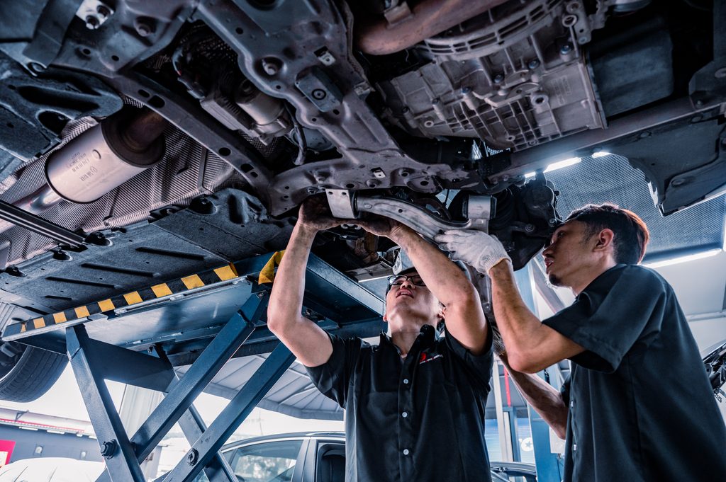 Car suspension repair at DAS Malaysia Shah Alam