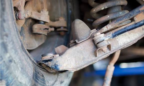 Can You Still Drive With a Worn Lower Arm Bush?